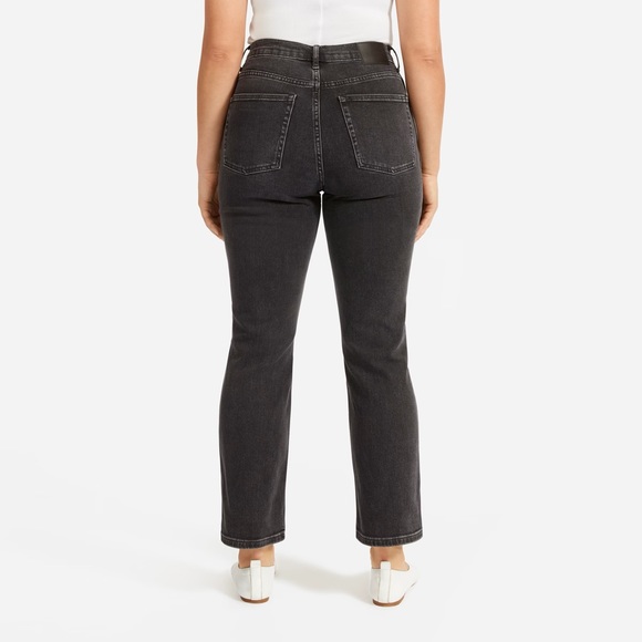 Everlane Cheeky Bootcut Jean - Picture 4 of 8